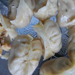猪肉鸡肉玉米粒馅饺子的做法[图]