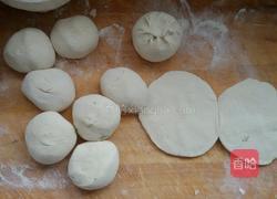 烤茴香馅包子。的做法图解2