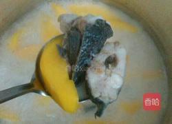 万寿果生鱼汤的做法图解3