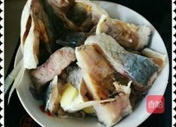 农家小炒鱼的做法图解1