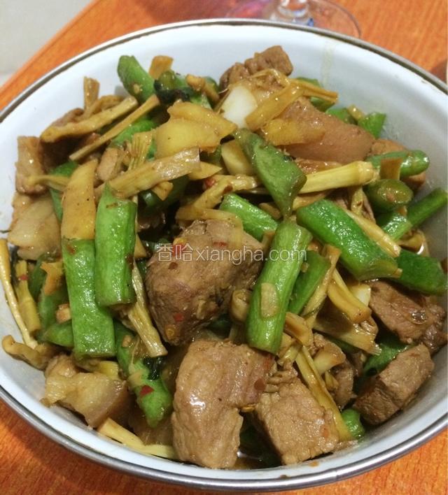 笋干缸豆红烧肉