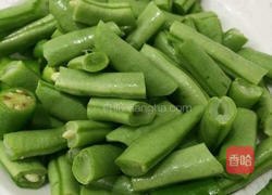 笋干缸豆红烧肉的做法图解3