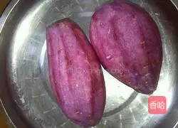 Illustration of making glutinous rice and purple sweet potato balls 2