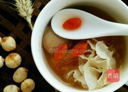 无花果银耳雪梨炖盅的做法图解3