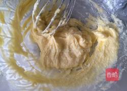 椰香草莓软酥饼的做法图解2