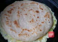 烙饼粘鸡蛋。的做法图解5