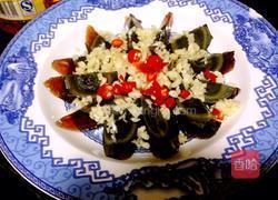 凉拌皮蛋的做法图解3