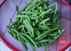 凉拌芝麻豇豆的做法图解2