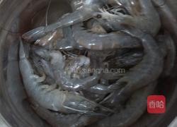 排骨鲜虾粥的做法图解2