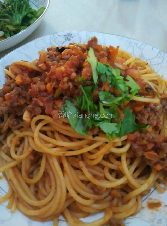番茄牛肉酱意大利面