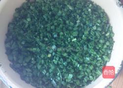 韭菜，鸡蛋，粉条的做法图解2