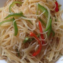 酸辣青椒土豆丝的做法[图]