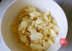 辣椒炒鸡腿的做法图解3