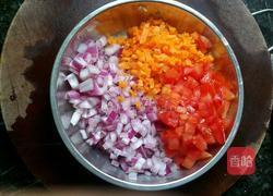 番茄洋葱汤的做法图解1
