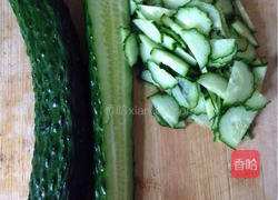 凉拌黄瓜的做法图解1