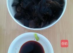 白灼黑木耳的做法图解1
