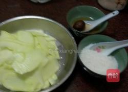 酸甜青芒果的做法图解2