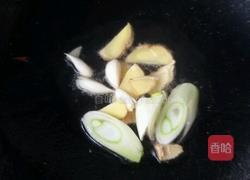 洋葱鸡腿块。的做法图解6