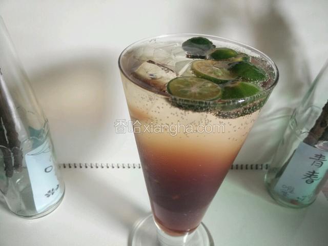 七喜到至满杯。ok了。