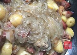 腊肉炖土家红薯粉丝的做法图解4