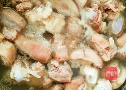 黄豆闷猪脚的做法图解2