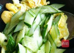 黄瓜炒鸡蛋的做法图解6