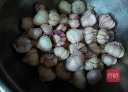 腌糖蒜的做法图解1