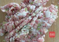 猪肉糯米丸子的做法图解2