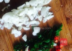 金针菇拌黄瓜丝的做法图解3