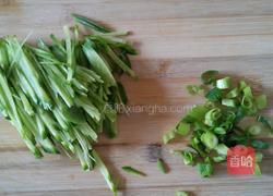 萝卜面疙瘩汤的做法图解2