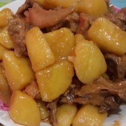 土豆焖鸭的做法[图]