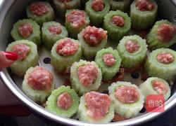 苦瓜蒸肉丸子的做法图解1