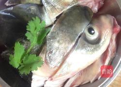 鱼头菜粥的做法图解2