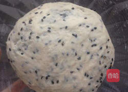 黑芝麻麻薯面包的做法图解4