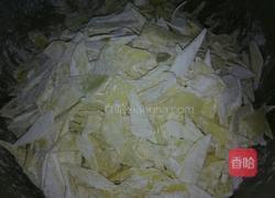 孜盐土豆片的做法图解2