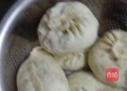 包子（芹菜.胡萝卜.牛肉馅的包子）的做法图解7