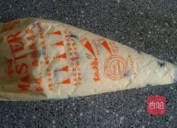 蓝莓纸杯小蛋糕。的做法图解7