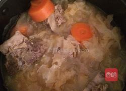 银耳骨头汤的做法图解5
