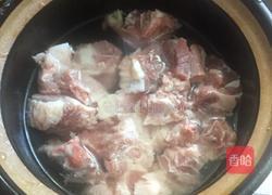 排骨冬瓜汤的做法图解1