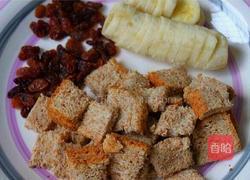 香蕉鸡蛋土司布丁的做法图解2