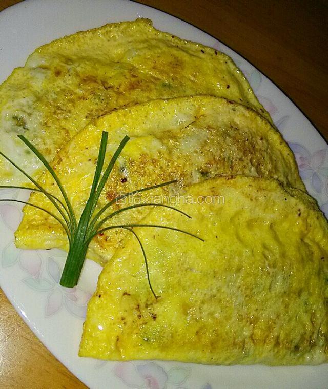 同样方法煎好剩下的两个