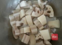 莲藕炖羊肉。的做法图解1