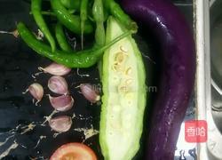 苦瓜茄子的做法图解1