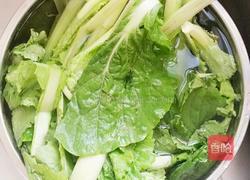 五花肉烩小白菜的做法图解2