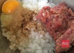 洋葱肉丸子的做法图解3