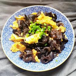 木耳炒鸡蛋的做法[图]