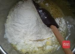 戚风蛋糕的做法图解3