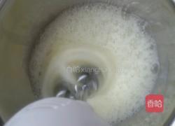 戚风蛋糕的做法图解5