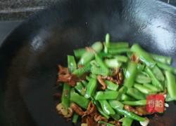 豆角炒肉的做法图解5