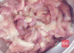 嫩姜炒肉的做法图解2